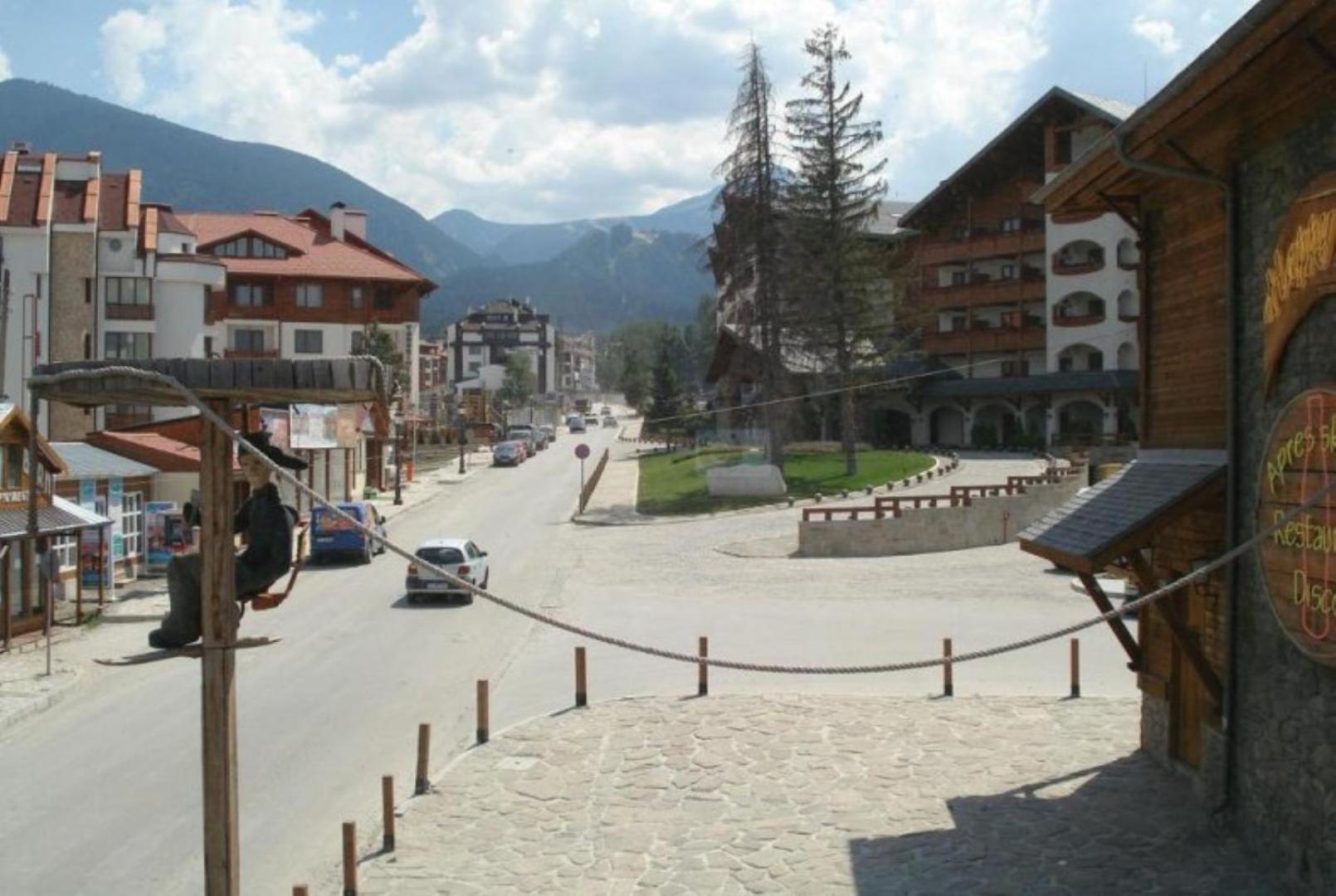 Granat Gondola Lift Apartments Bansko Esterno foto