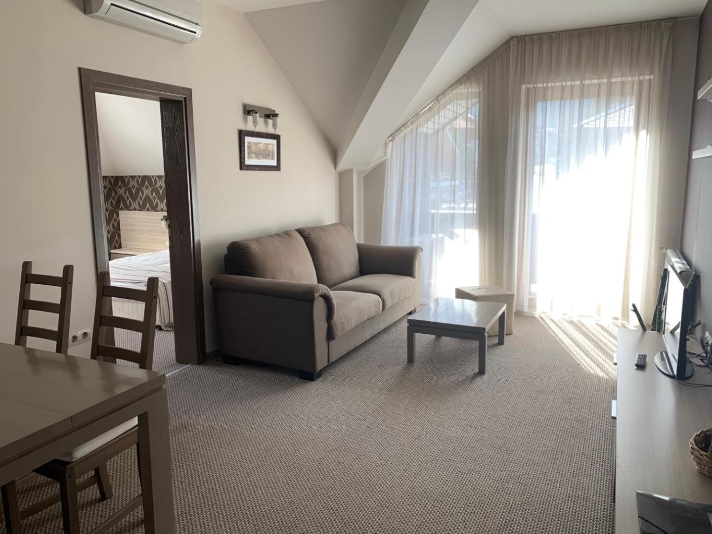 Granat Gondola Lift Apartments Bansko Esterno foto